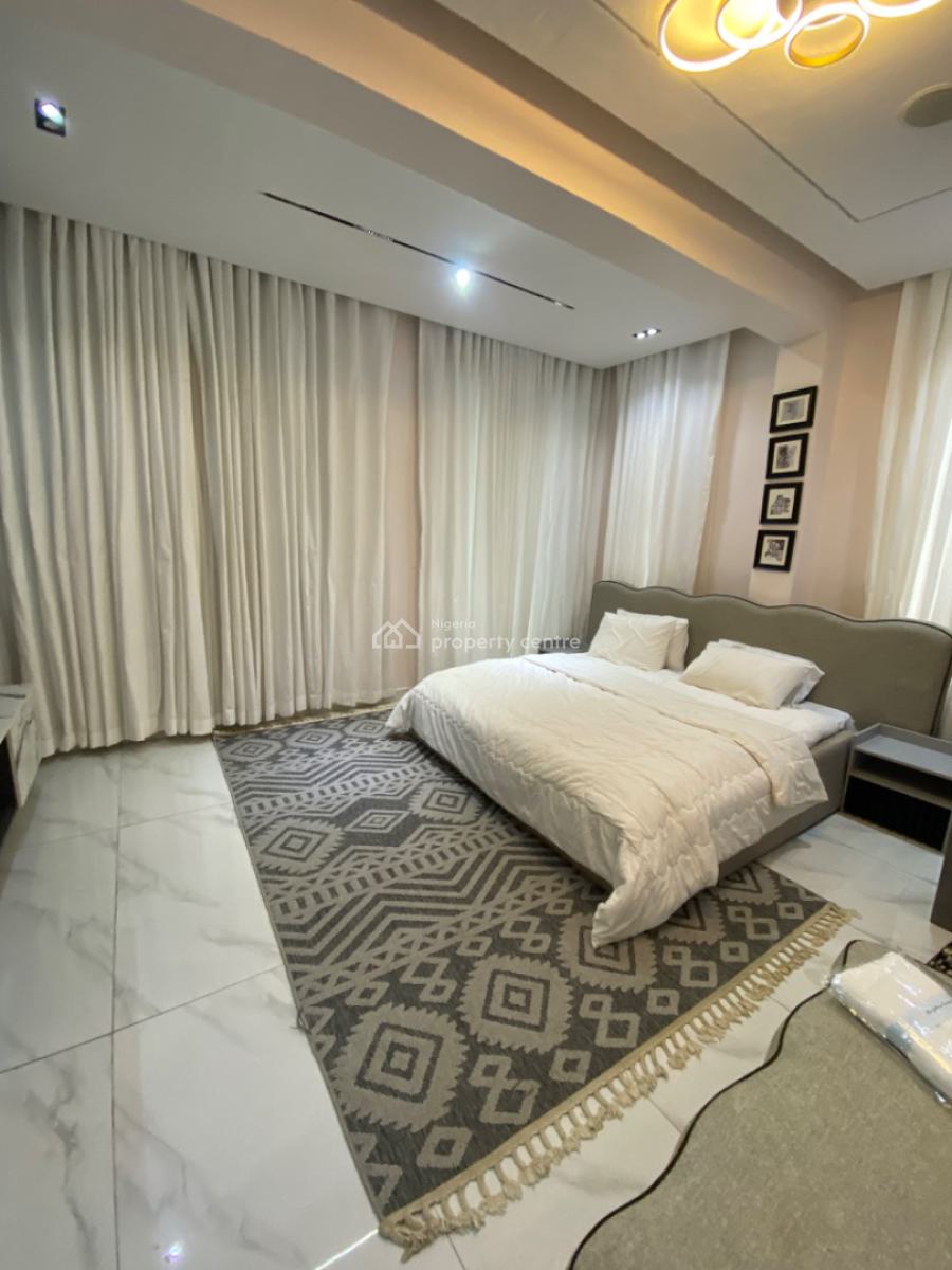 Furnished 2 Bedrooms Luxury Apartments, Upstairs with Gym, Lekki Phase 1, Lekki, Lagos, Flat / Apartment for Rent