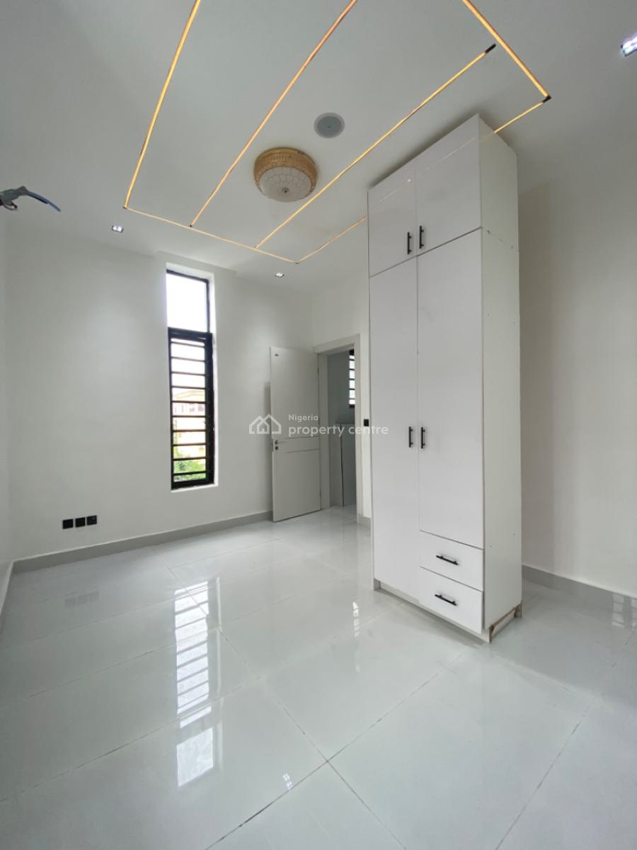 5 Bedroom Fully Detached Duplex with Bq & Swimming Pool, Second Toll Gate, Ikota, Lekki, Lagos, Detached Duplex for Sale