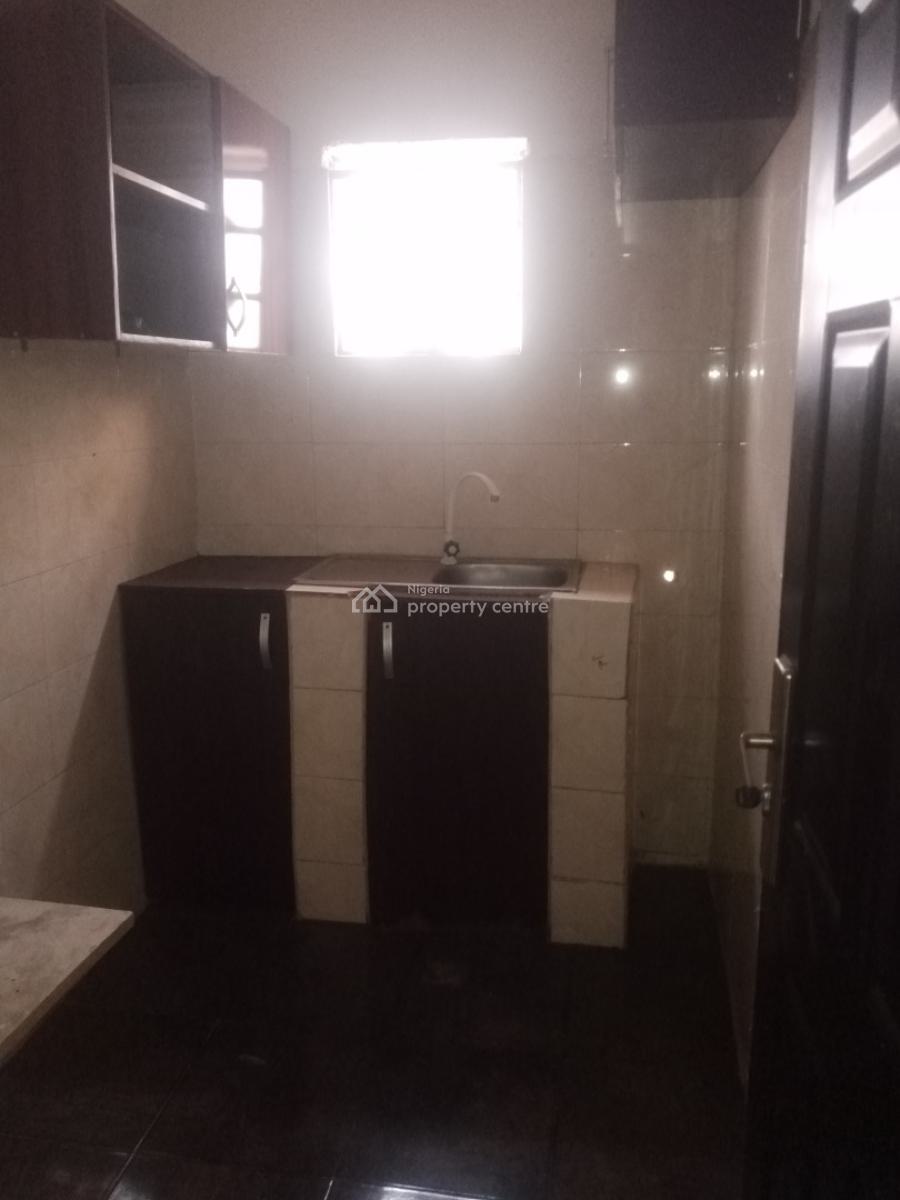 Classic Luxury Spacious 1 Bedroom Apartment, Gaduwa, Abuja, Mini Flat (room and Parlour) for Rent