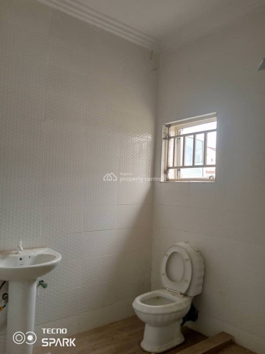 Excellent Spacious 1 Bedroom Apartment, Guzape District, Abuja, Flat / Apartment for Rent