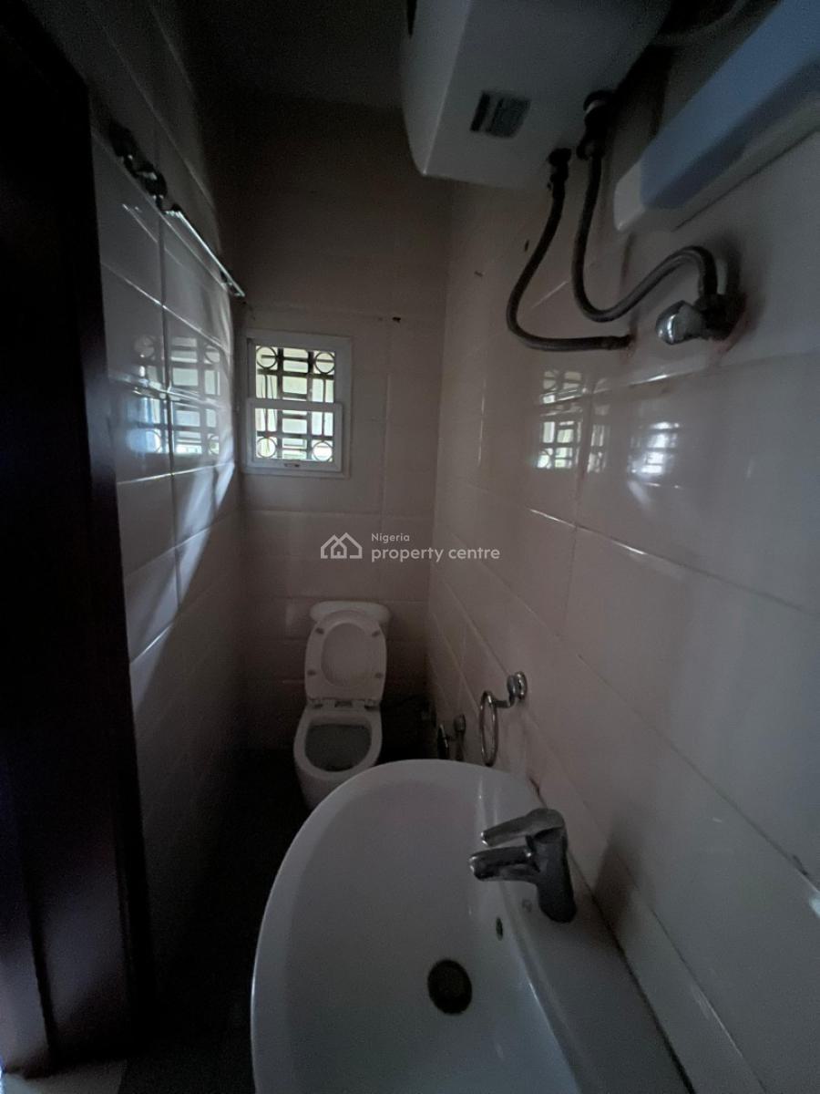 Decent 3 Bedroom Triplex with a Room Study, Osapa, Osapa, Lekki, Lagos, Terraced Duplex for Rent