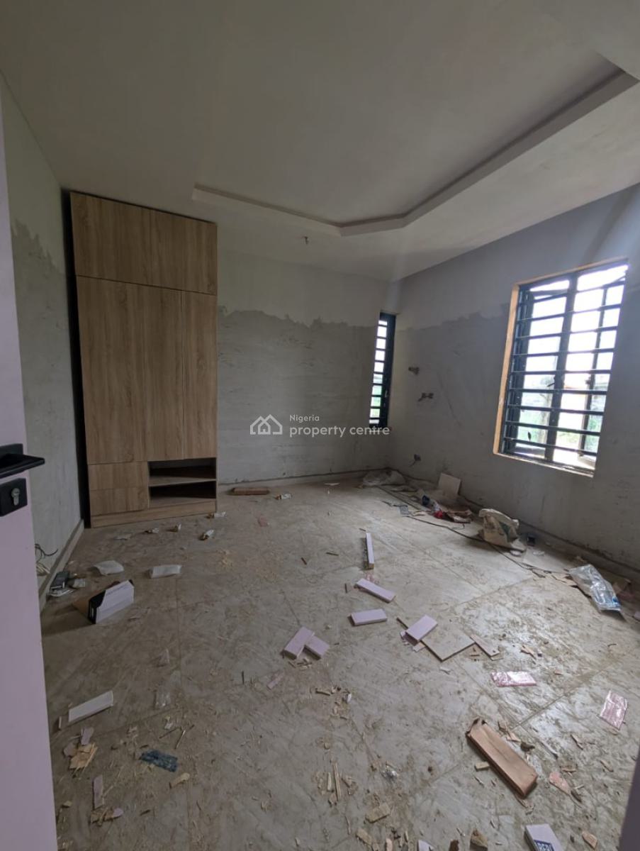 3bedroom Flat, Awuse Estate Off Allen Avenue, Ikeja, Lagos, Block of Flats for Sale