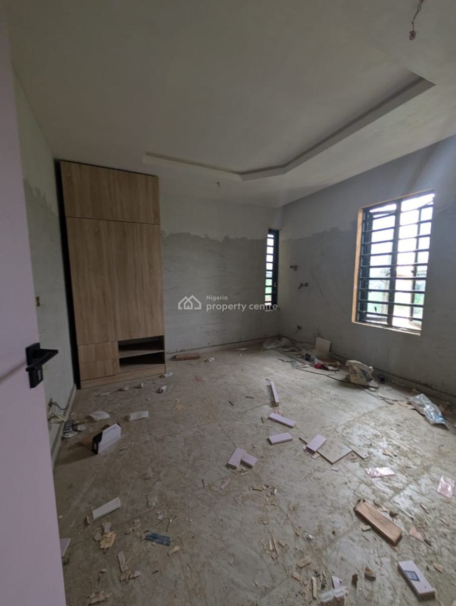 3bedroom Flat, Awuse Estate Off Allen Avenue, Ikeja, Lagos, Block of Flats for Sale