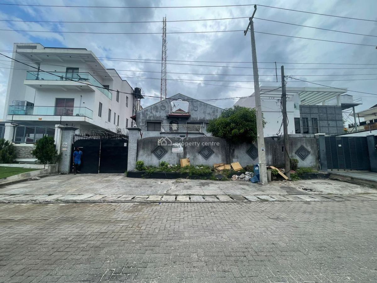 6 Bedroom Duplex, Off Admiralty, Lekki, Lagos, Detached Duplex for Sale