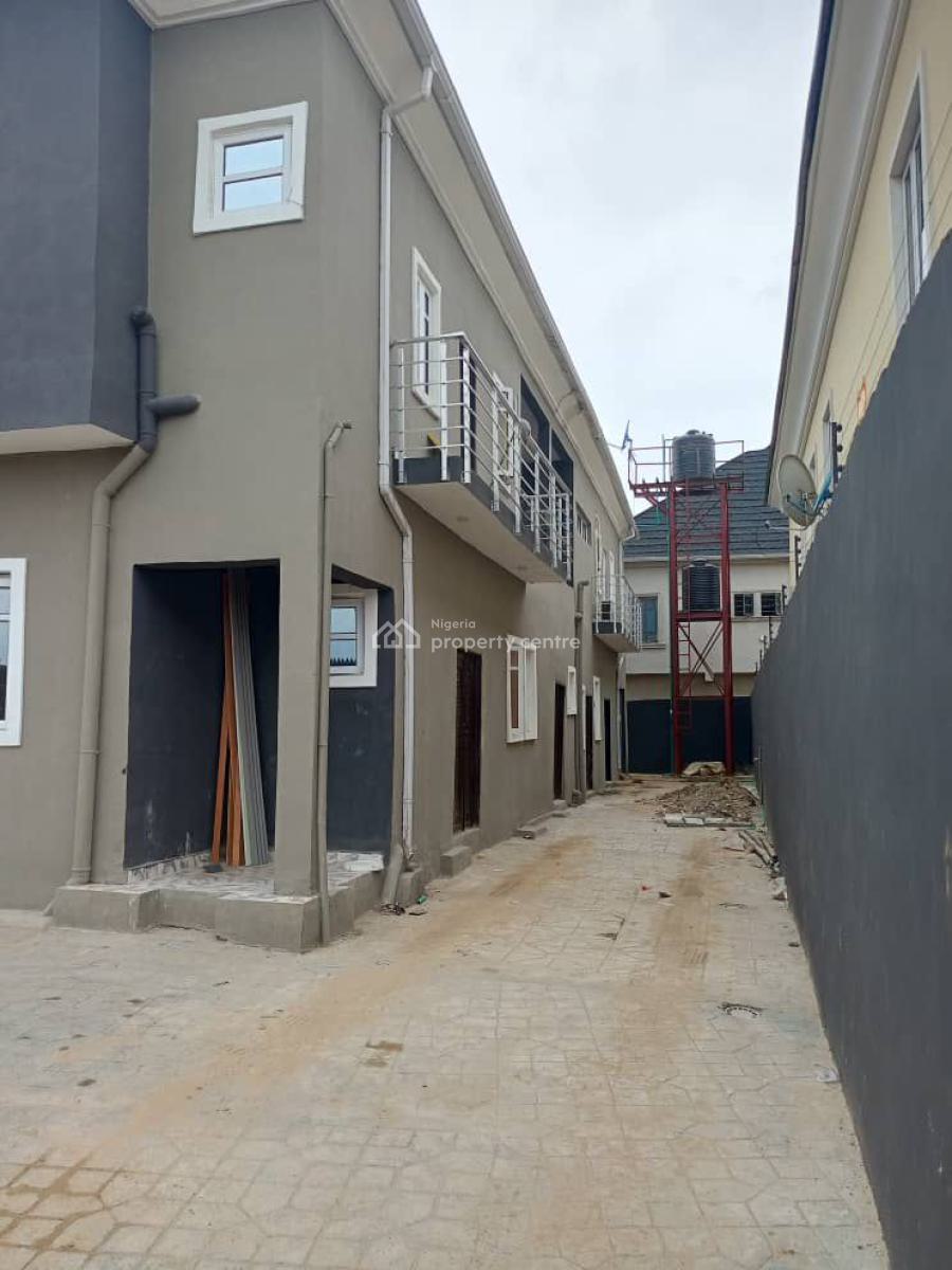 a Spacious Newly Built Miniflat Upstairs, Off Pedro Road Via Charley Boy Bus Stop, Gbagada, Lagos, Mini Flat (room and Parlour) for Rent