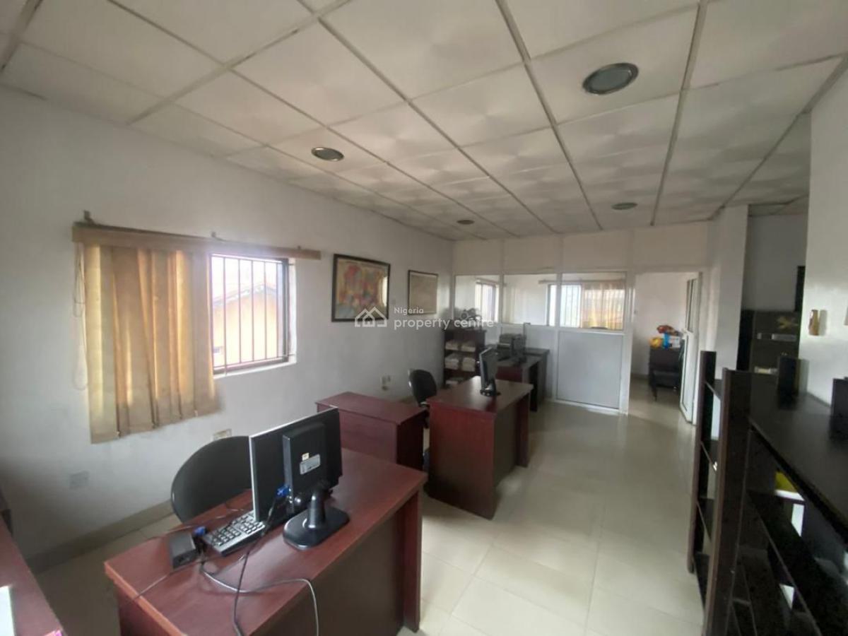 Long Lease, Amarae Olu Street Ikeja, Agidingbi, Ikeja, Lagos, Office Space for Sale