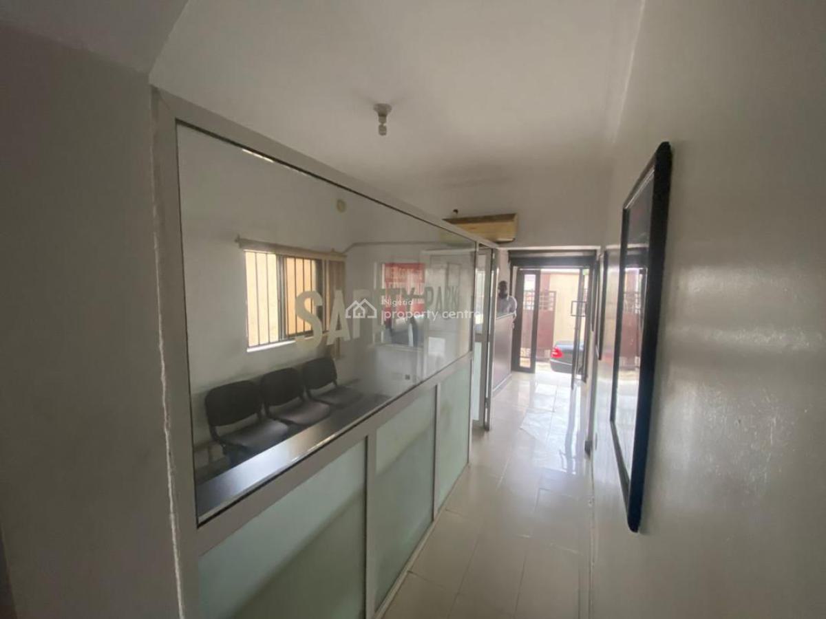 Long Lease, Amarae Olu Street Ikeja, Agidingbi, Ikeja, Lagos, Office Space for Sale