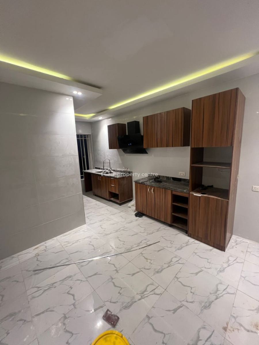 2 Bedroom Maisonette, Off Chisco Bus Stop, Ikate Elegushi, Lekki, Lagos, Flat / Apartment for Rent
