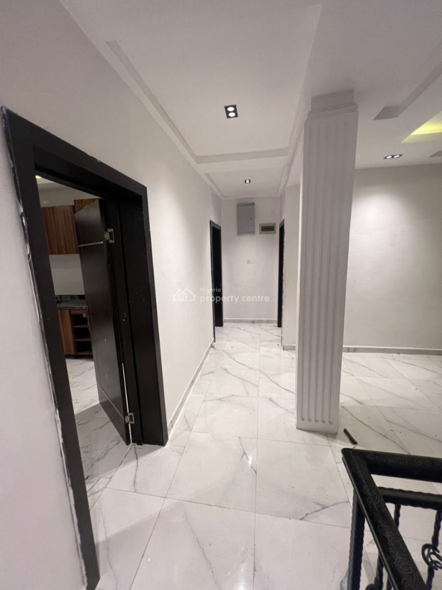 2 Bedroom Maisonette, Off Chisco Bus Stop, Ikate Elegushi, Lekki, Lagos, Flat / Apartment for Rent