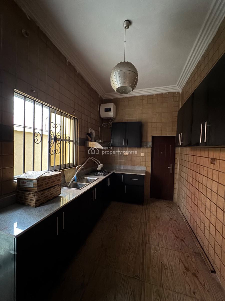 5 Bedroom Semi Detached Duplex, Chevron, Lekki Expressway, Lekki, Lagos, Semi-detached Duplex for Rent