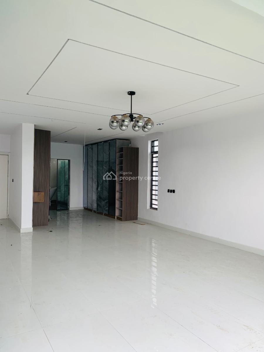 Exquisitely Built 5 Bedroom Luxury Detached Home with Swimming Pool, Ikota, Lekki, Lagos, Detached Duplex for Sale