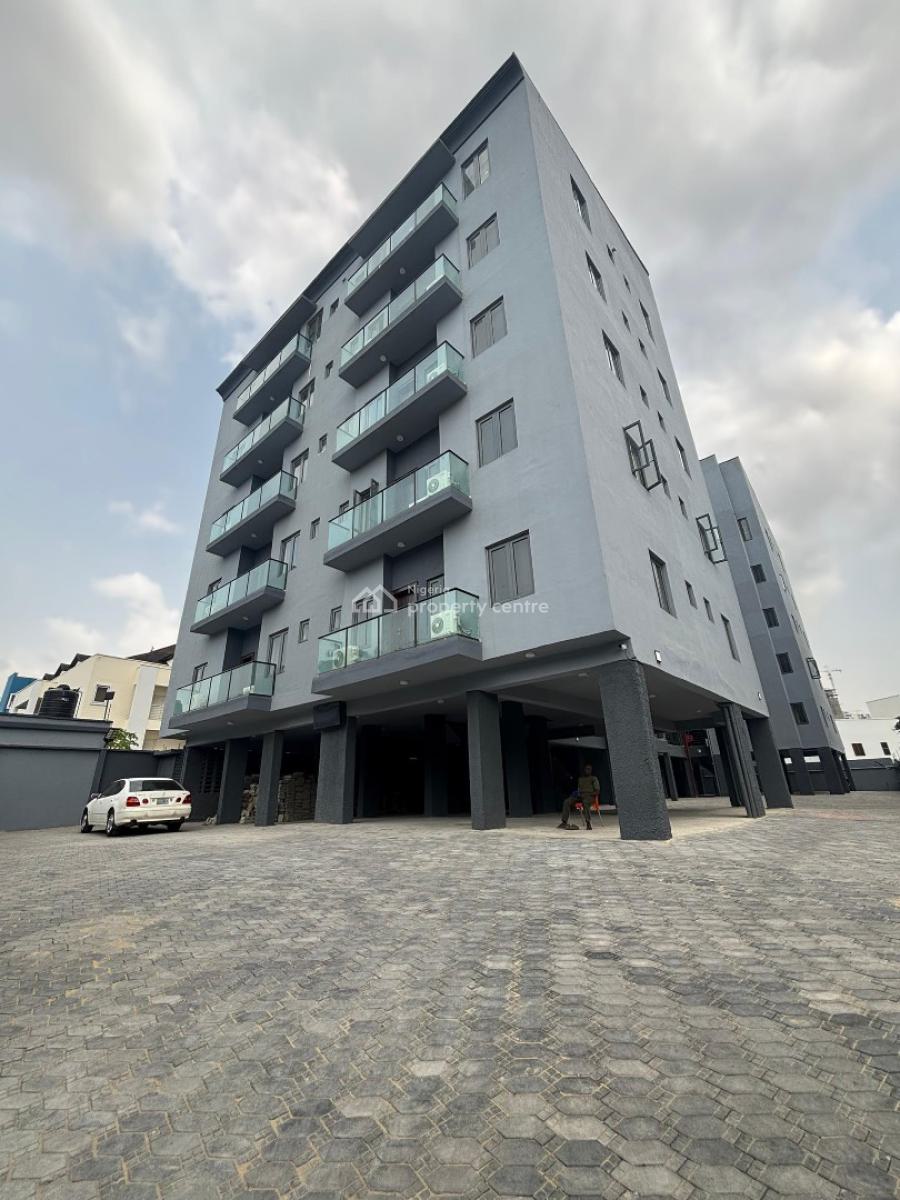 Luxurious 3 Bedroom Apartment with a Pool ,bq and Elevator, Ikoyi, Lagos, Flat / Apartment for Sale