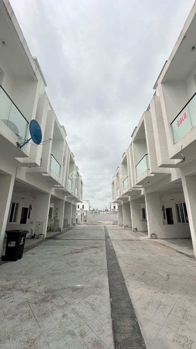 a Sharp  3bdr  Terrace -  Duplex, in Serene Estate in Orchid Before Roundabout, Lekki, Lagos, Terraced Duplex for Sale