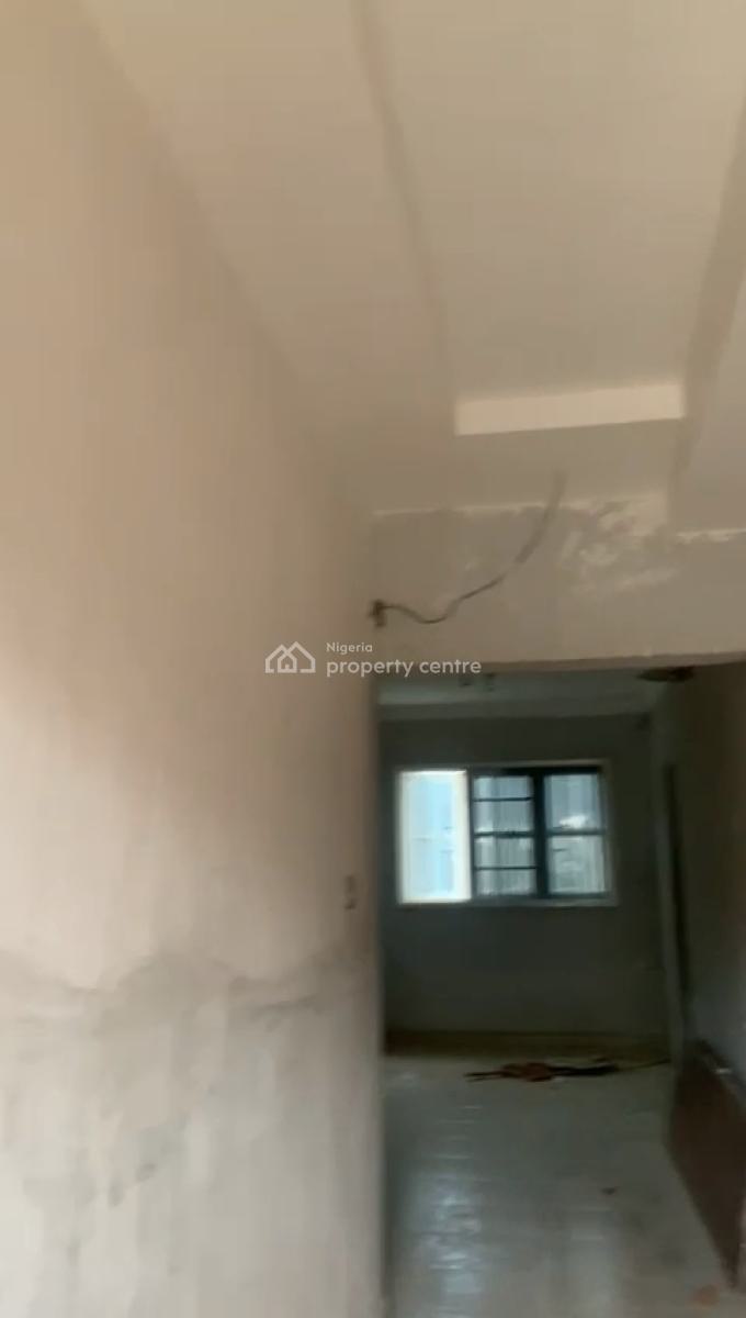 Spacious Renovated 3 Bedrooms Apartment, Off College Road, Ogba, Ikeja, Lagos, Flat / Apartment for Rent