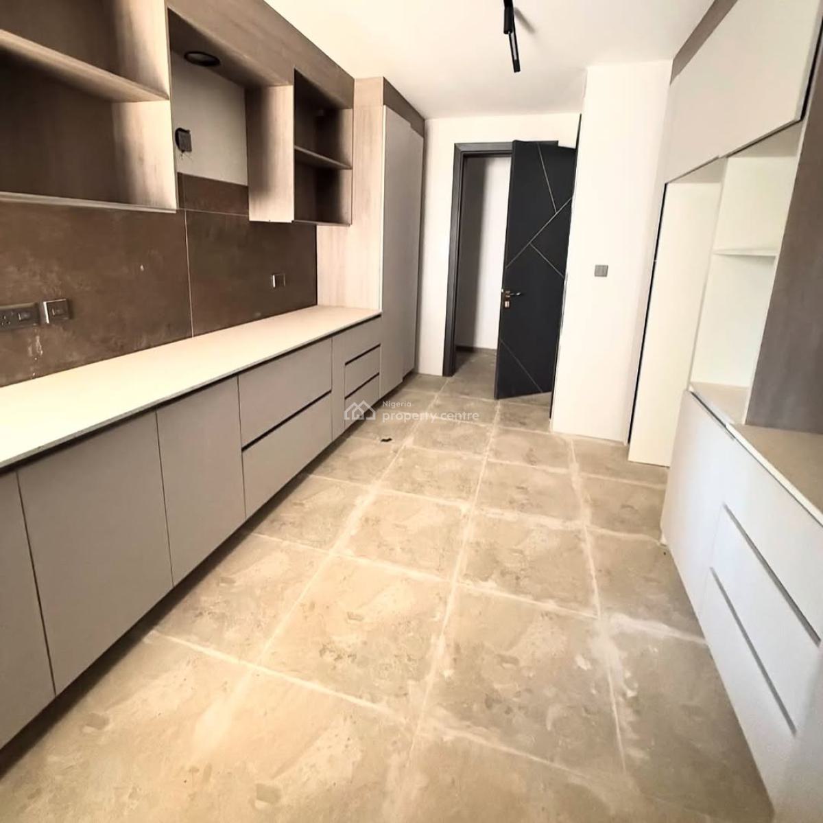 4 Bedroom Terrace Duplex, Guzape District, Abuja, Terraced Duplex for Sale