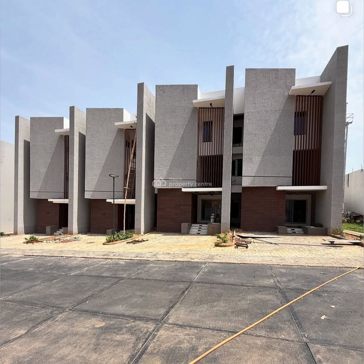 4 Bedroom Terrace Duplex, Guzape District, Abuja, Terraced Duplex for Sale