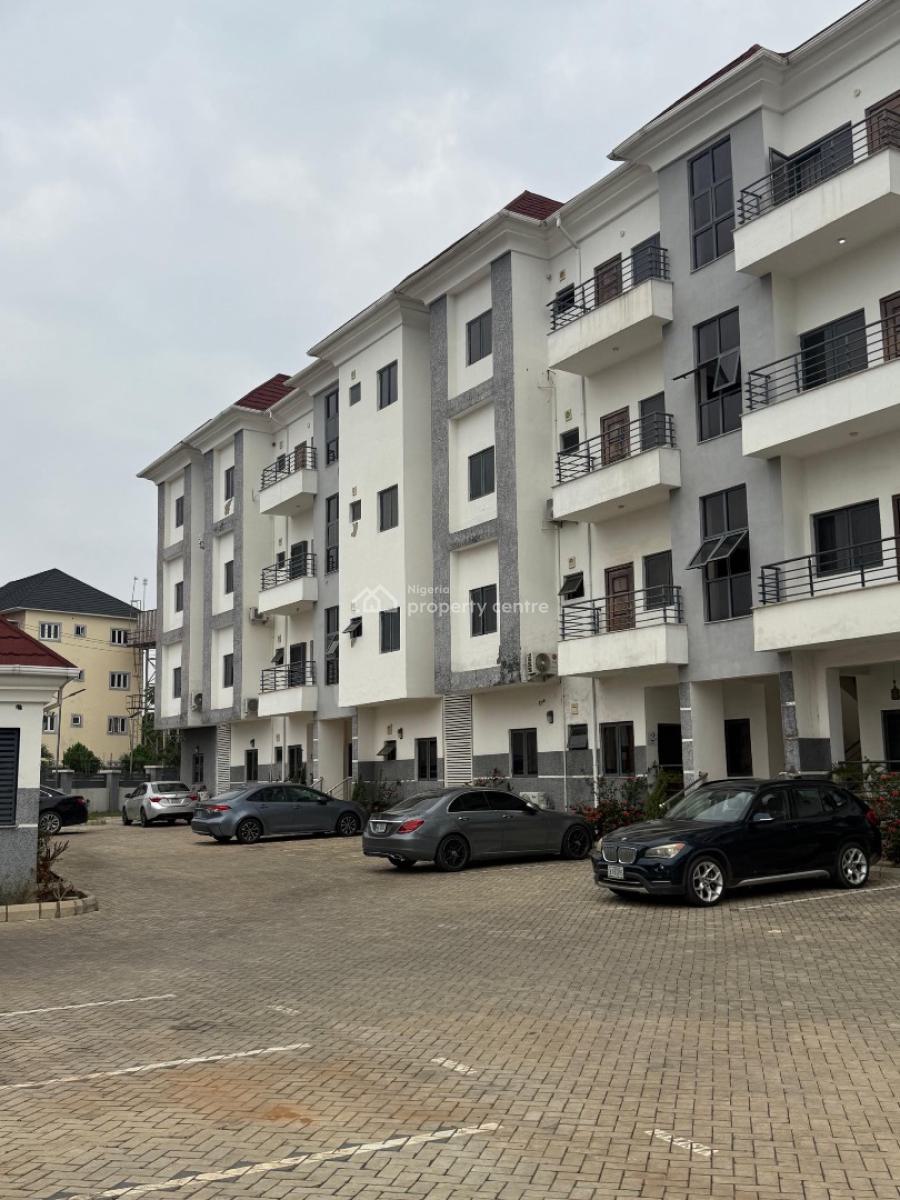 Standard 3 Bedrooms Flat in a Secured and Serene Environment, Gilmore, Jahi, Abuja, Flat / Apartment for Rent
