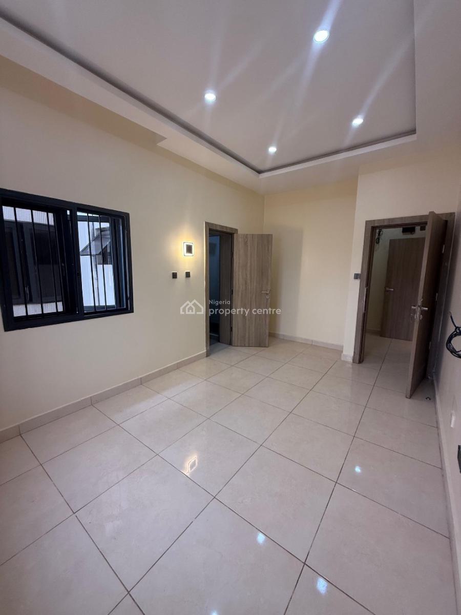 Standard 3 Bedrooms Flat in a Secured and Serene Environment, Gilmore, Jahi, Abuja, Flat / Apartment for Rent
