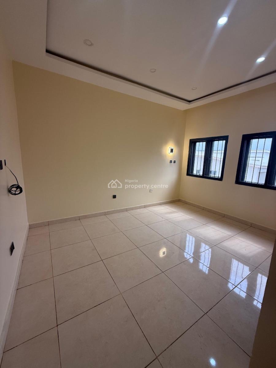 Standard 3 Bedrooms Flat in a Secured and Serene Environment, Gilmore, Jahi, Abuja, Flat / Apartment for Rent