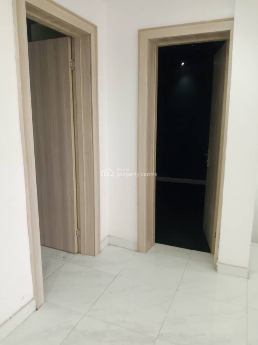 a Contemporary 5 Bedrooms Terraced Duplex with Bq (self Serviced), Ikate, Ikate Elegushi, Lekki, Lagos, Terraced Duplex for Rent