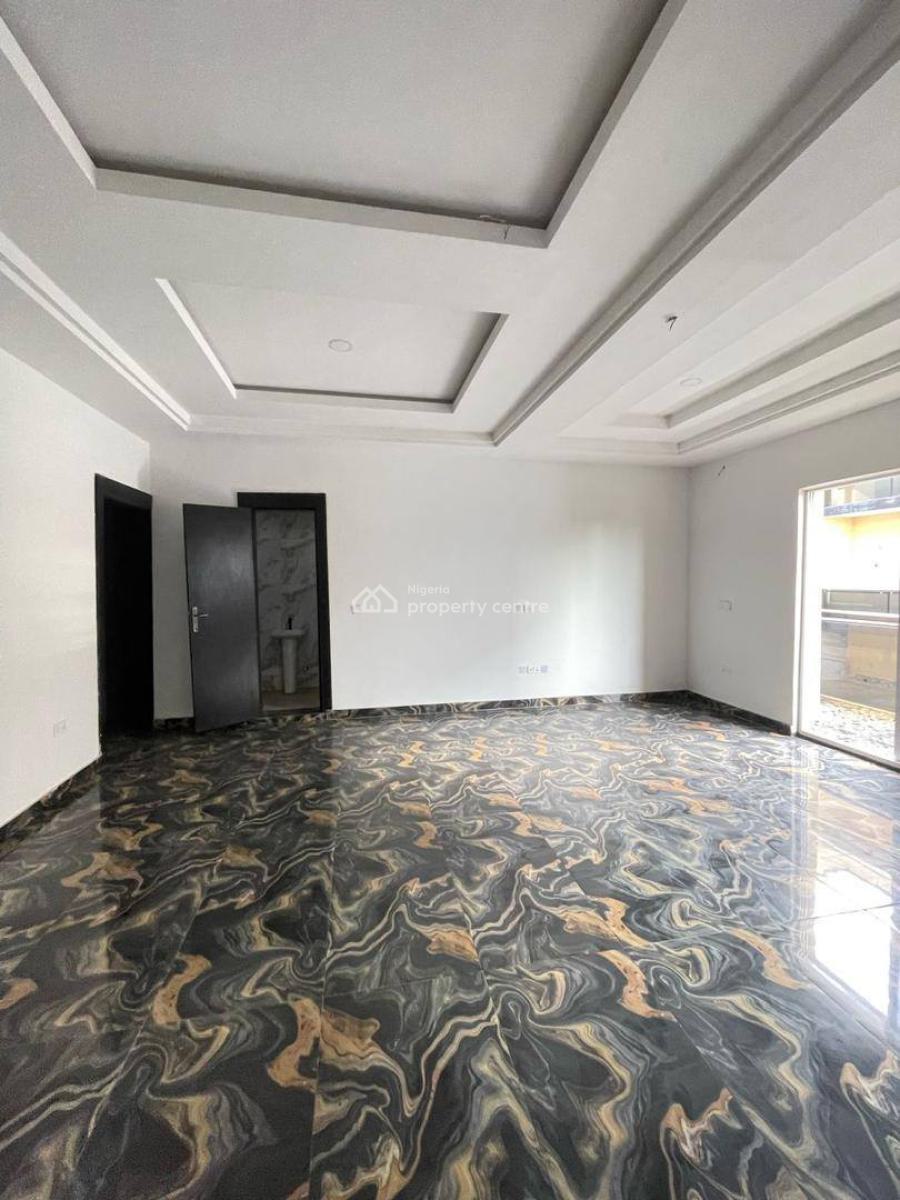 2 Bedroom Flat, Mobil Road, Ilaje, Ajah, Lagos, Flat / Apartment for Sale