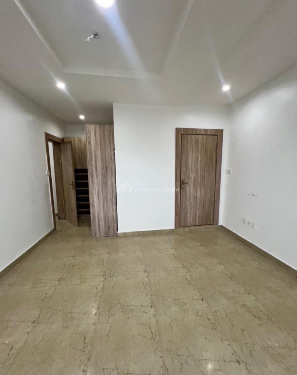 Newly Built 3 Ensuite Bedrooms on The 4th Floor, with Rooftop Swimming, Victoria Island (vi), Lagos, Flat / Apartment for Rent