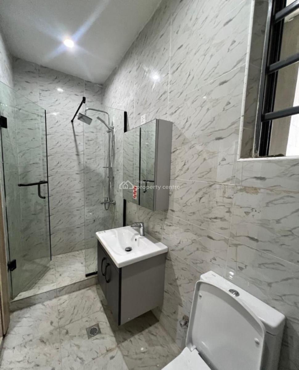 Newly Built 3 Ensuite Bedrooms on The 4th Floor, with Rooftop Swimming, Victoria Island (vi), Lagos, Flat / Apartment for Rent