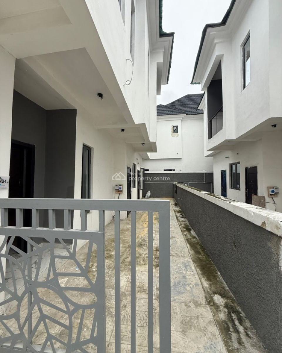 Lovely 3 Bedroom Terrace Duplex with a Bq, Vgc, Lekki, Lagos, Terraced Duplex for Sale