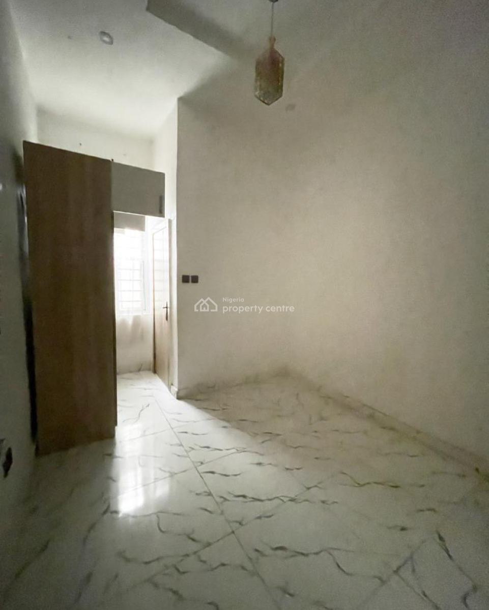 Lovely 2 Bedroom Terrace Duplex with Bq, Vgc, Vgc, Lekki, Lagos, Terraced Duplex for Sale