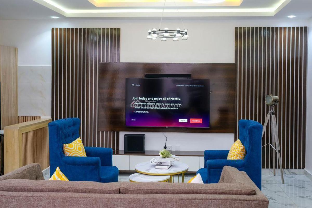 Fully Furnished 3 Bedroom Apartment, Surulere, Surulere, Lagos, Flat / Apartment Short Let