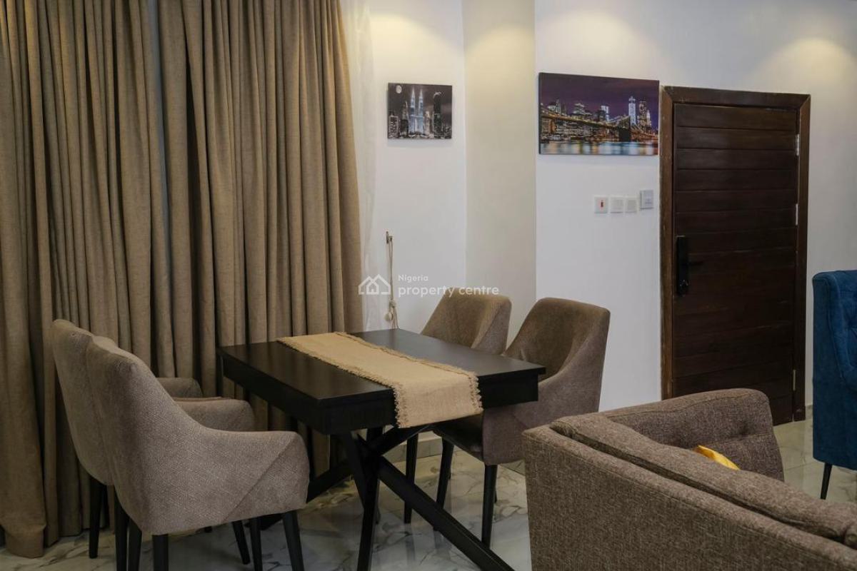 Fully Furnished 3 Bedroom Apartment, Surulere, Surulere, Lagos, Flat / Apartment Short Let