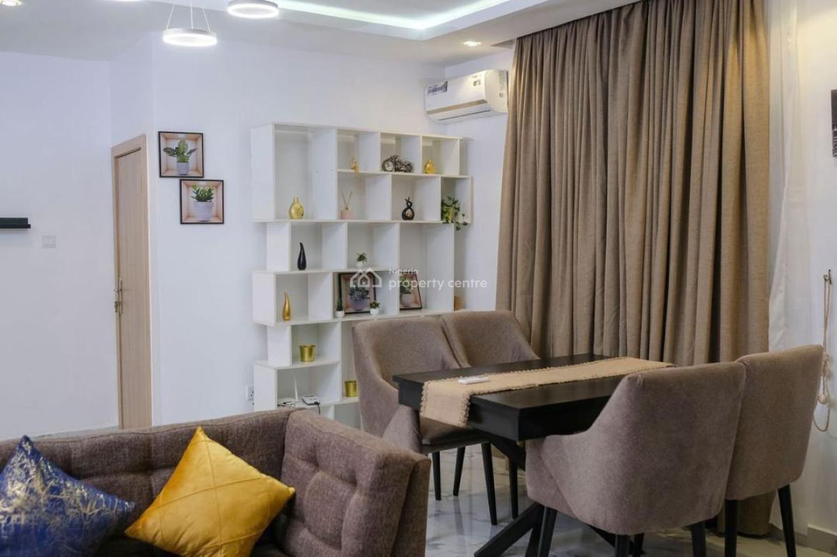 Fully Furnished 3 Bedroom Apartment, Surulere, Surulere, Lagos, Flat / Apartment Short Let