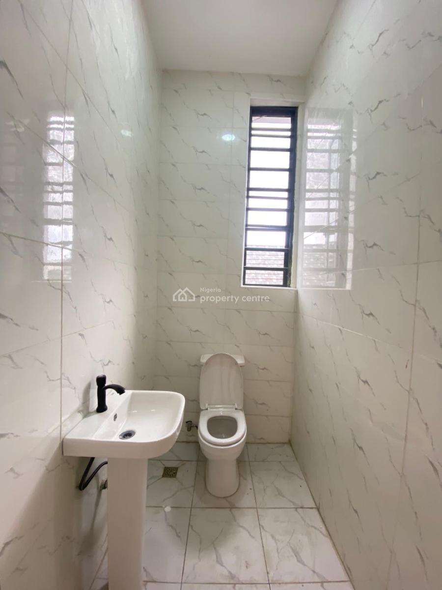 2 Bedroom Flat Apartment with Pool and Gym, Ologolo, Lekki, Lagos, Flat / Apartment for Sale