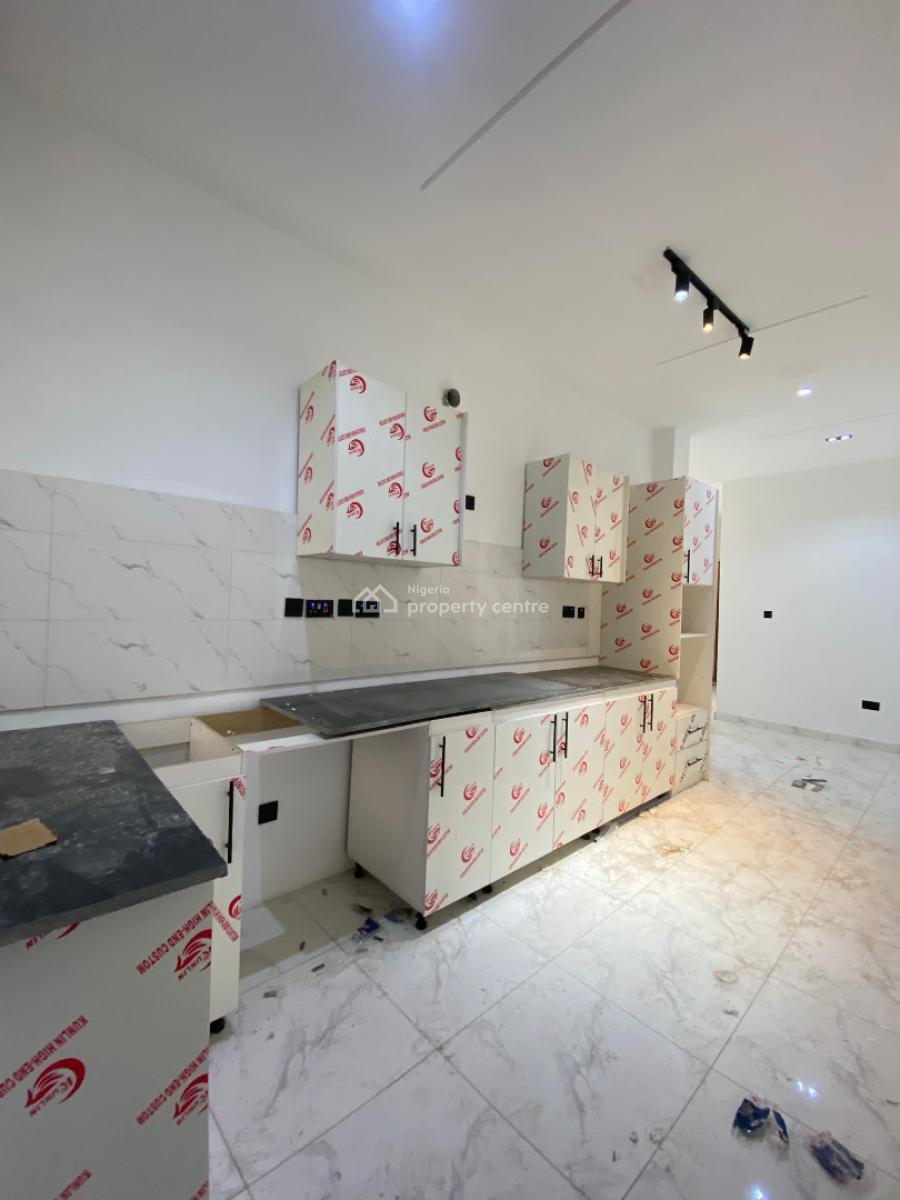 2 Bedroom Flat Apartment with Pool and Gym, Ologolo, Lekki, Lagos, Flat / Apartment for Sale