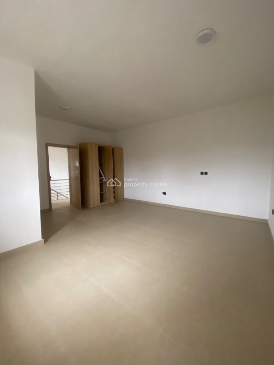 Exclusive Spacious  Servicedwmodern 2bed with Lounge in an Est, Lekki Scheme 2, Ajah, Lagos, House for Rent