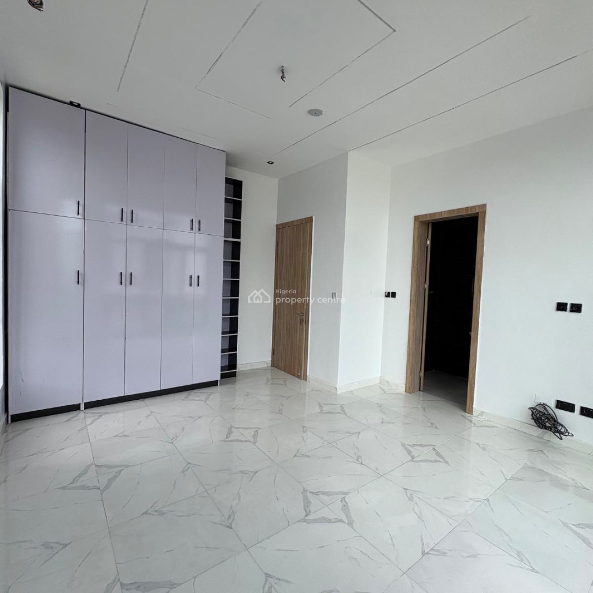 Luxury 4 Bedroom, Ikota, Lekki, Lagos, Terraced Duplex for Sale
