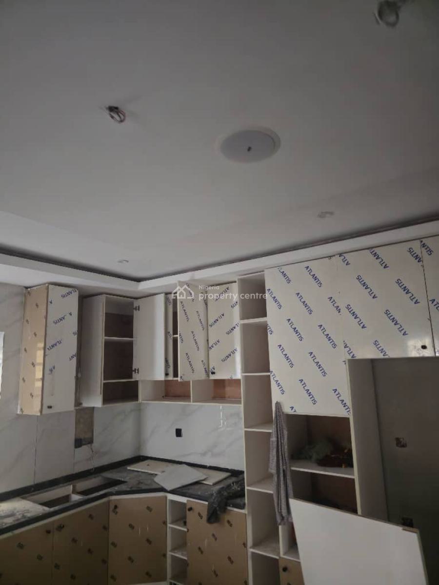 Newly Spacious 5 Bedroom Fully Detach Duplex +bq+amenities, Inside Lovely Serene Estate Environment @ Magodo Gra 2, Gra Phase 2, Magodo, Lagos, Detached Duplex for Sale