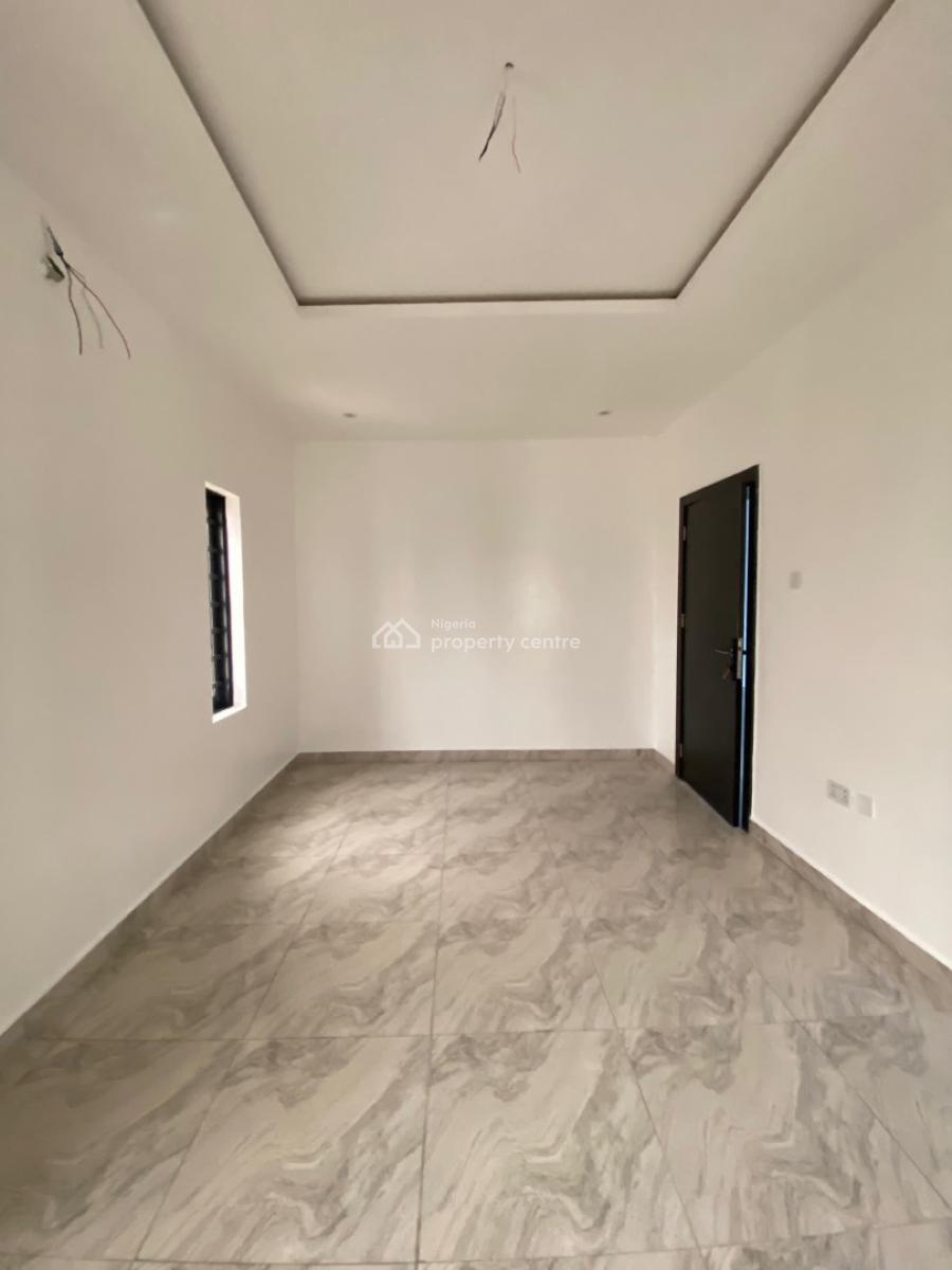 2 Bedroom Flat, Ologolo, Lekki, Lagos, Flat / Apartment for Sale