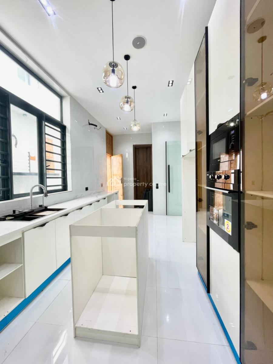 ️luxurious 5 Bedroom Smart Home with Swimming Pool and Bq, Ajah, Lagos, Detached Duplex for Sale