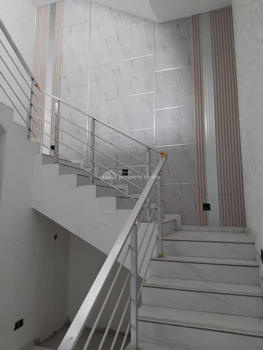 5 Bedroom Semi Detached House, Victory Park Estate, Osapa, Lekki, Lagos, Semi-detached Duplex for Sale