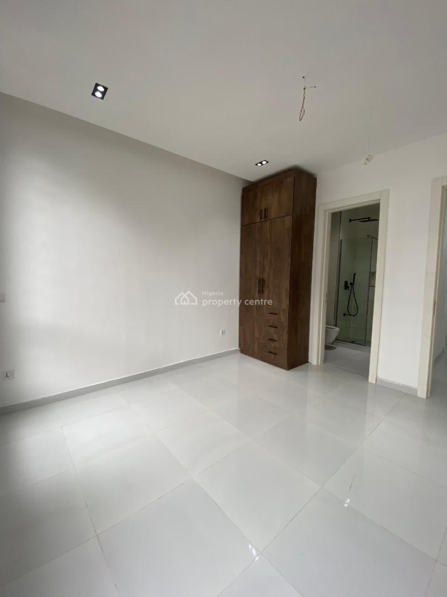 2 Bedroom Flat Apartment with Pool and Gym, Ologolo, Lekki, Lagos, Flat / Apartment for Sale