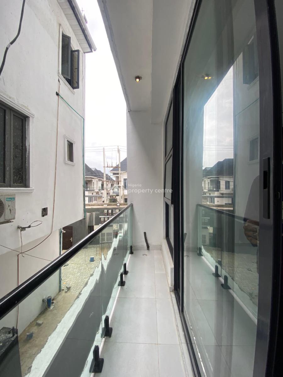 2 Bedroom Flat Apartment with Pool and Gym, Ologolo, Lekki, Lagos, Flat / Apartment for Sale