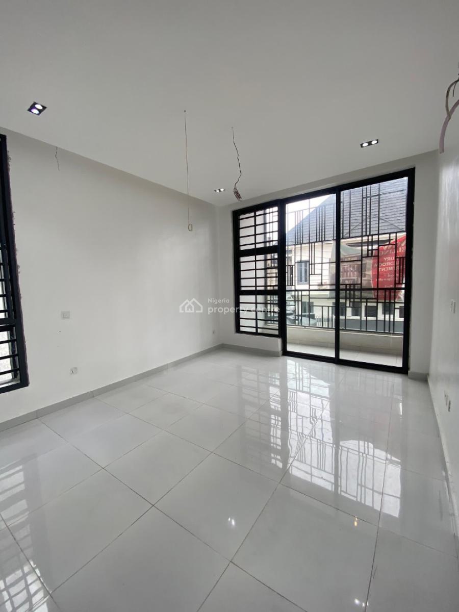 2 Bedroom Flat Apartment with Pool and Gym, Ologolo, Lekki, Lagos, Flat / Apartment for Sale