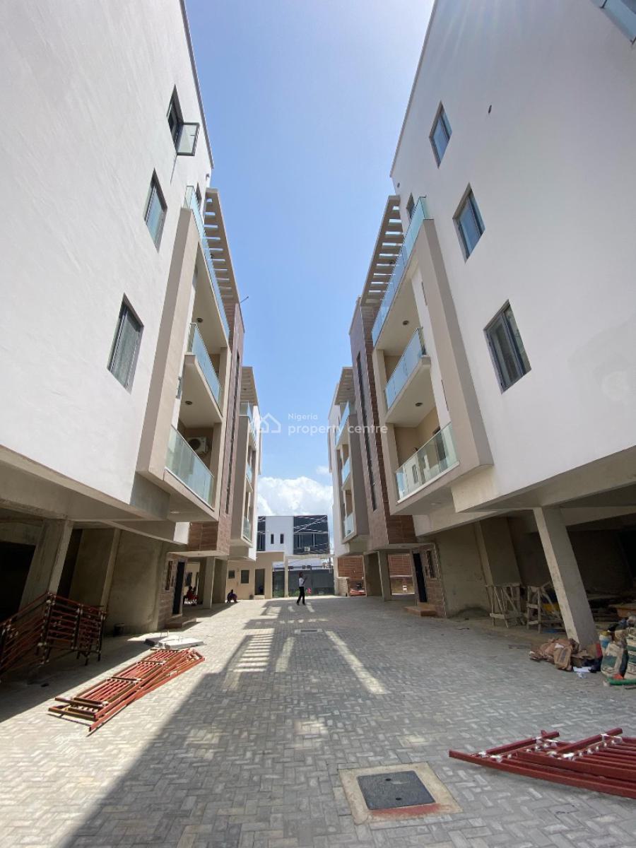 2 Bedroom Flat Apartment with Pool & Gym, Ologolo, Lekki, Lagos, Flat / Apartment for Sale