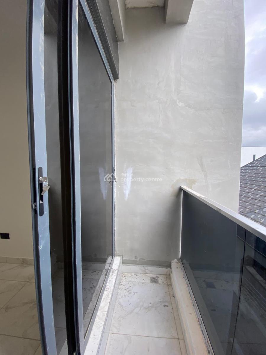 2 Bedroom Flat Apartment with Pool & Gym, Ologolo, Lekki, Lagos, Flat / Apartment for Sale