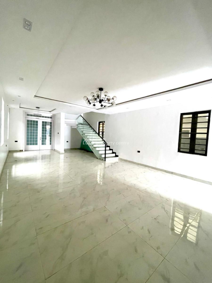 Modestly Finished 5 Bedroom Fully Detached Duplex with Bq, Ologolo, Lekki, Lagos, Detached Duplex for Sale