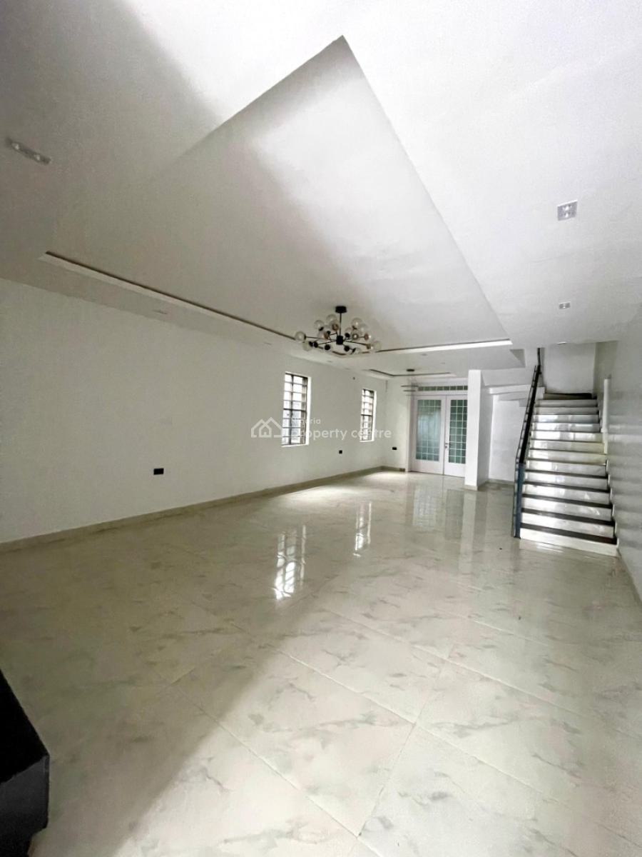 Modestly Finished 5 Bedroom Fully Detached Duplex with Bq, Ologolo, Lekki, Lagos, Detached Duplex for Sale