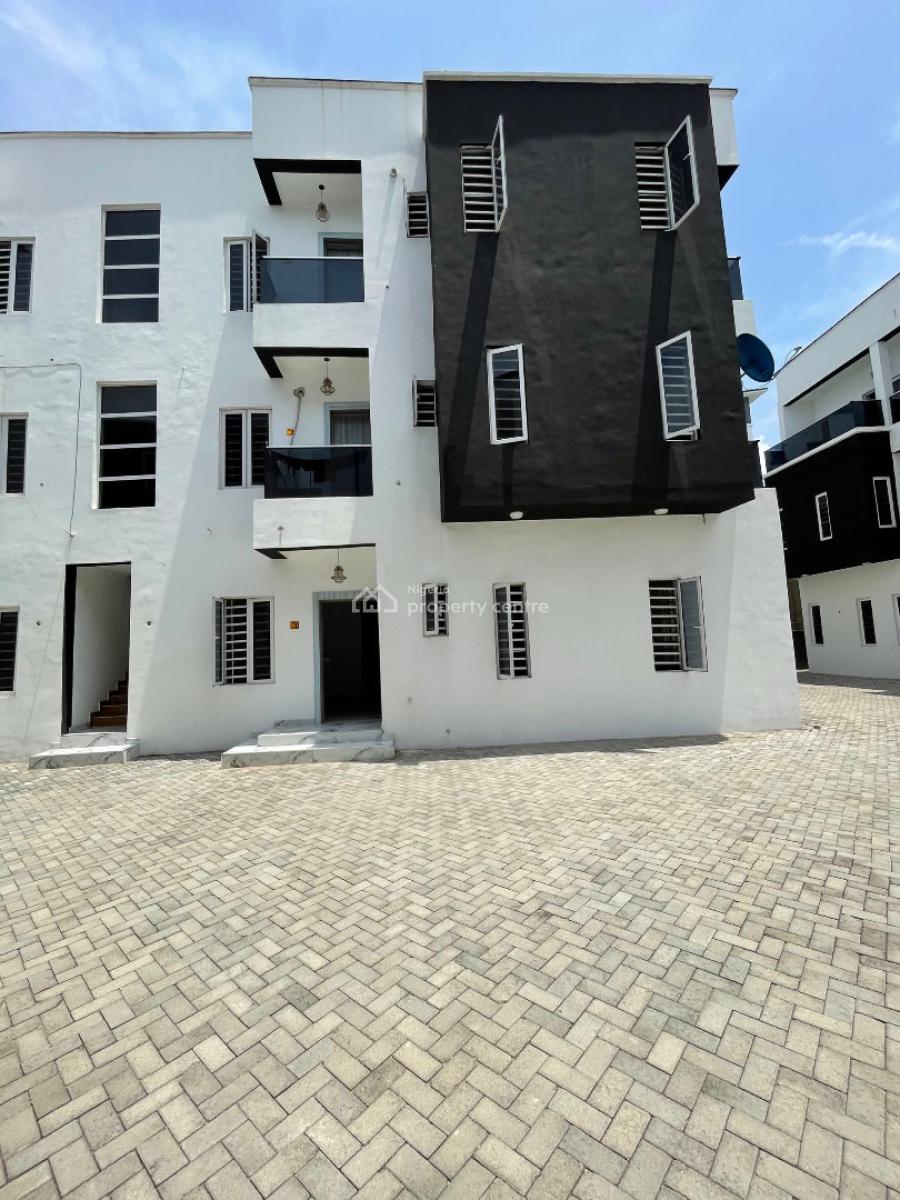 2 Bedroom Apartment, Mobil Road, Lekki, Lagos, Flat / Apartment for Sale