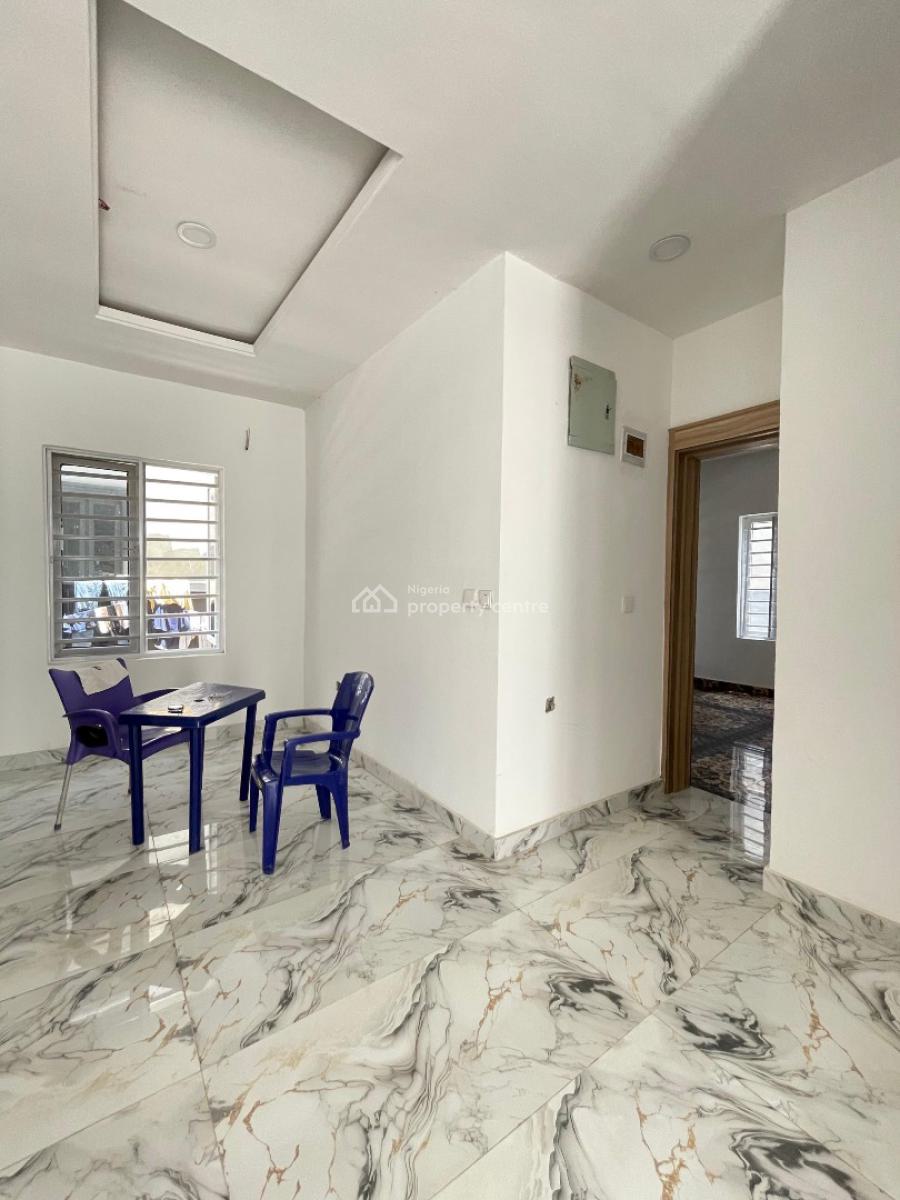 2 Bedroom Apartment, Mobil Road, Lekki, Lagos, Flat / Apartment for Sale