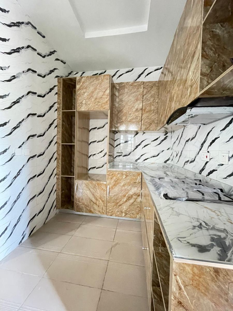 2 Bedroom Apartment, Mobil Road, Lekki, Lagos, Flat / Apartment for Sale